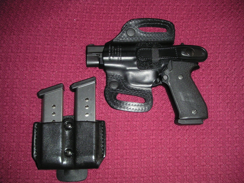 Pic of Sig P220